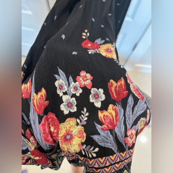 Sienna sky Black Jumpsuit. - Picture 7 of 9